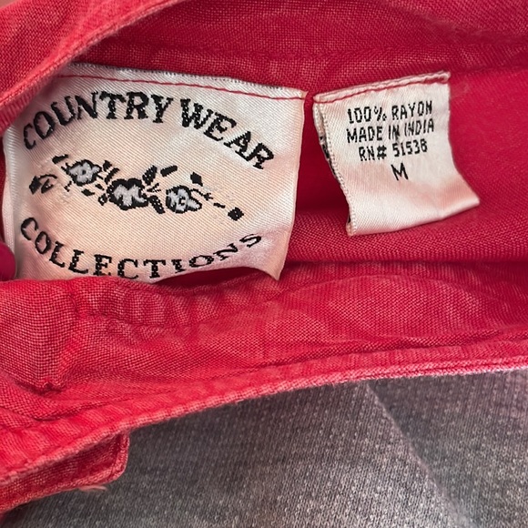 Red dress - Picture 8 of 8